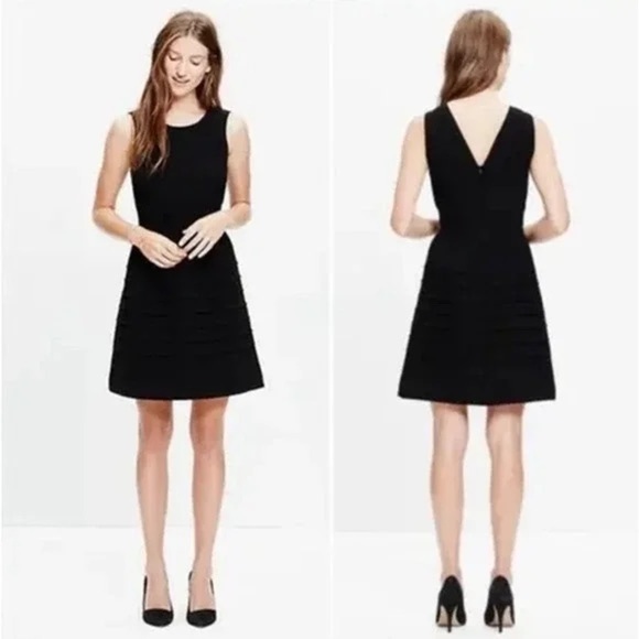 MADEWELL Elegant Black Sleeveless Mini Dress Women's Brushstroke Pleats Size 4 - Picture 1 of 9